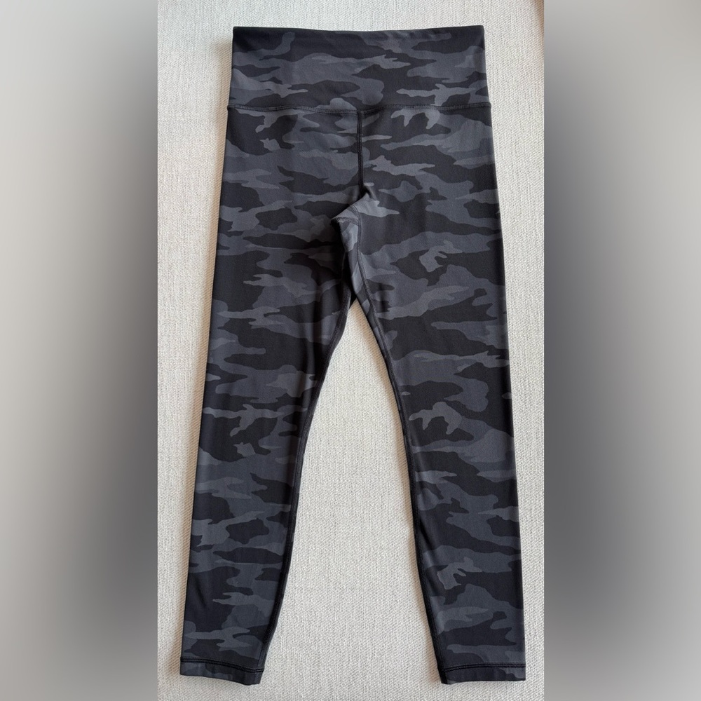 Athleta Elation Ultra High Rise 7/8 Leggings